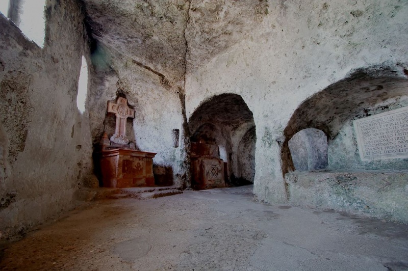 Datei:Salzburg St Peters Friedhof Katakomben Maximianuskapelle.jpg